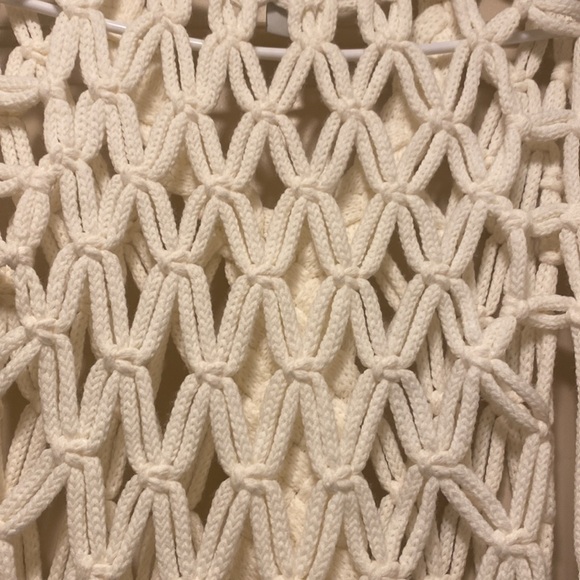 Cream stylish, woven, cutout sweater! - Picture 4 of 5